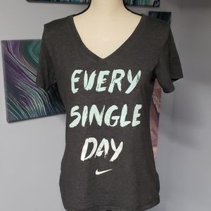 Nike tshirt